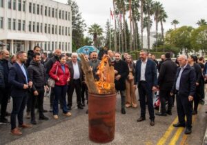 Hükümetin baskıcı rejim uygulamalarına karşı tepki büyüyor