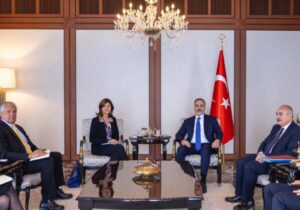 TÜRKİYE SESSİZ VE DERİNDEN