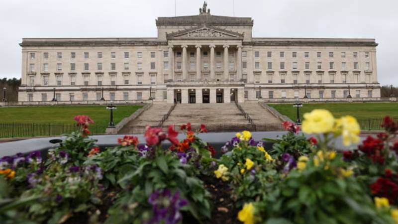 Kuzey İrlanda hükümeti, iki yıllık boykotun ardından yeniden toplanıyor