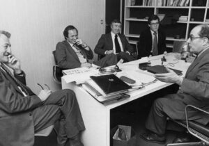 Fransız basının önde gelen yayınlarından L’Express dergisini 35 yıl boyunca yöneten Philippe Grumbach, bir KGB ajanıymış