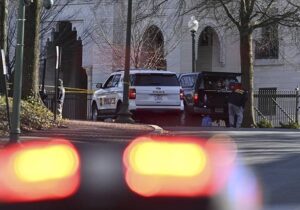 İsrail’in Washington Büyükelçiliği önünde bir kişi kendini yaktı