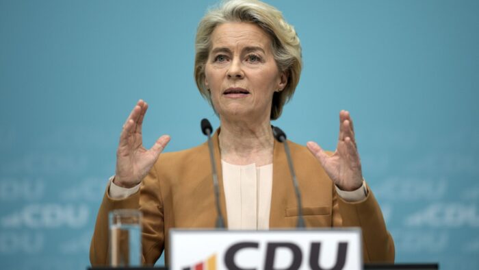 Ursula von der Leyen, AB Komisyonu Başkanlığı için yeniden aday olacağını açıkladı
