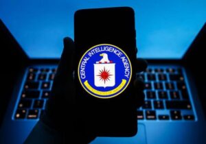 Wikileaks’e bilgi sızdırmakla suçlanan eski CIA çalışanı Joshua Schulte 40 yıl hapis cezasına çarptırıldı