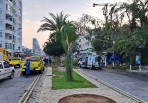 Limasol’da hortum nedeniyle yıkım yaşandı