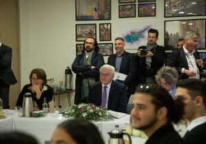 AHDR, Almanya Cumhurbaşkanı Frank- Walter Steinmeier’i Dayanışma Evi’nde ağırladı