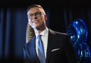 Finlandiya’nın yeni cumhurbaşkanı NATO destekçisi Alexander Stubb oldu