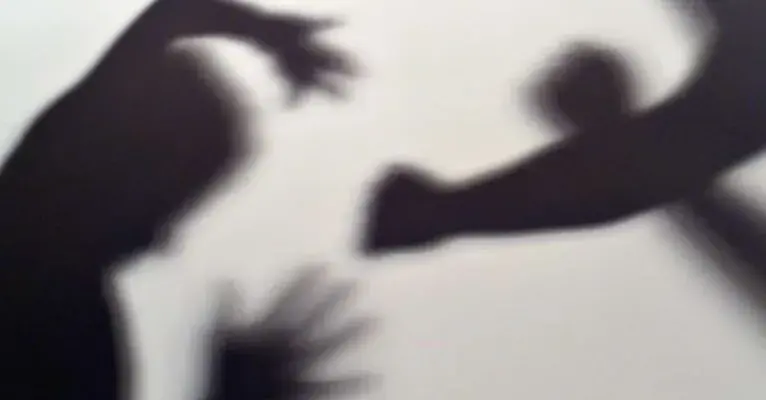 Mağusa’da zorla alıkoyma, şiddet ve şantaj