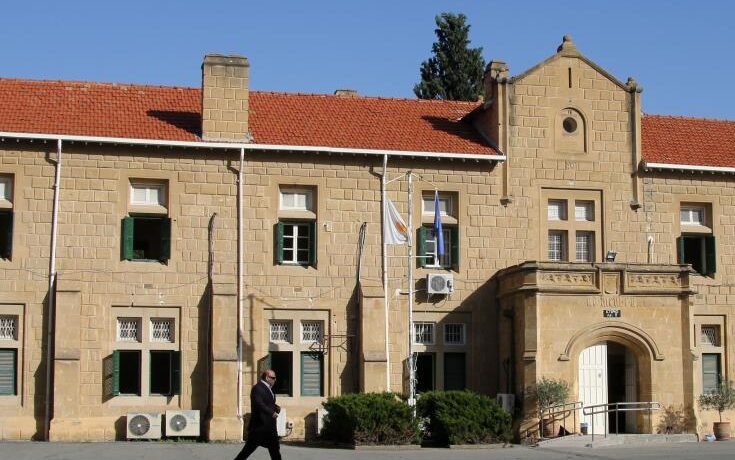 Güneyde Barolar Birliği’ne kayıt için ikamet şartı kalktı