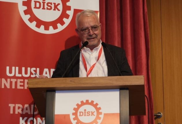 DEV-İŞ eski başkanı Hasan Felek DİSK Kongresine katıldı: “Engelleri dayanışma ile aşacağız!”