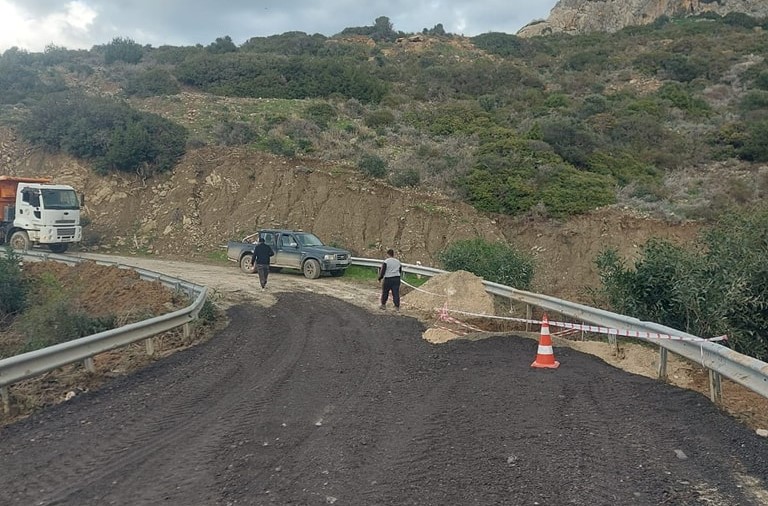 Sadrazamköy yolu trafiğe açıldı