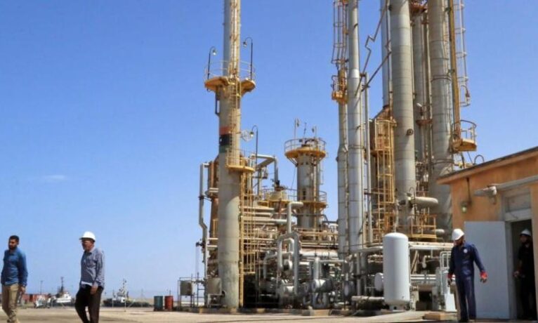 Libya Petrol Tesisleri Muhafızları tüm petrol sahalarını kapattığını duyurdu
