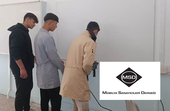 Mobilya Sanayicileri Derneği’nden meslek lisesi öğrencilerine başarı bursu
