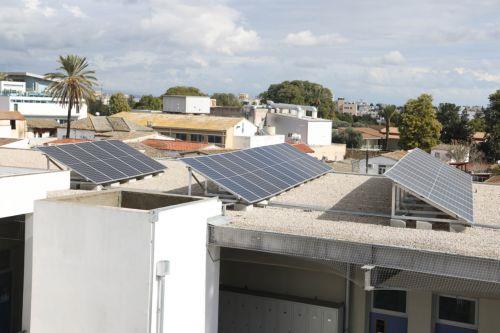 Güneydeki 405 eğitim kurumuna 6,6 milyon Euro değerinde güneş paneli kuruldu