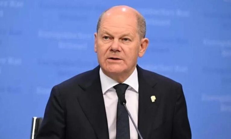 Almanya Başbakanı Scholz: “Ordumuzdaki askerleri Ukrayna’ya göndermeyeceğim”