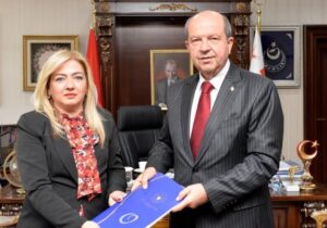 İlkan Varol, 35. ve 36. Dönem Ombudsman Raporlarını Tatar’a sundu