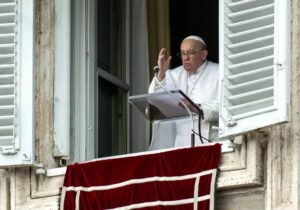 Papa Francis’ten Gazze için çağrı: “Yeter artık, lütfen durun!”