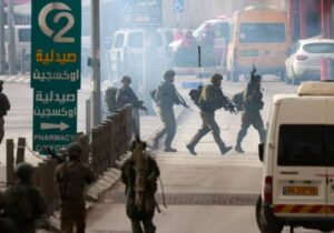 İsrail güçlerinin baskın düzenlediği Ramallah’ta 16 yaşındaki bir çocuk öldürüldü