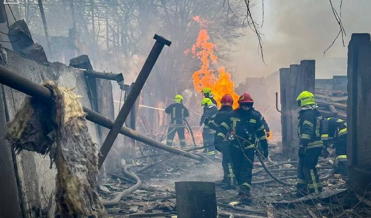 Rusya’dan Odesa’ya füze saldırısı; en az 20 kişi öldü, 75’ten fazla kişi yaralandı