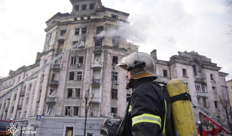 Ukrayna: Rusya, başkent Kiev’e seyir ve balistik füzelerle saldırdı