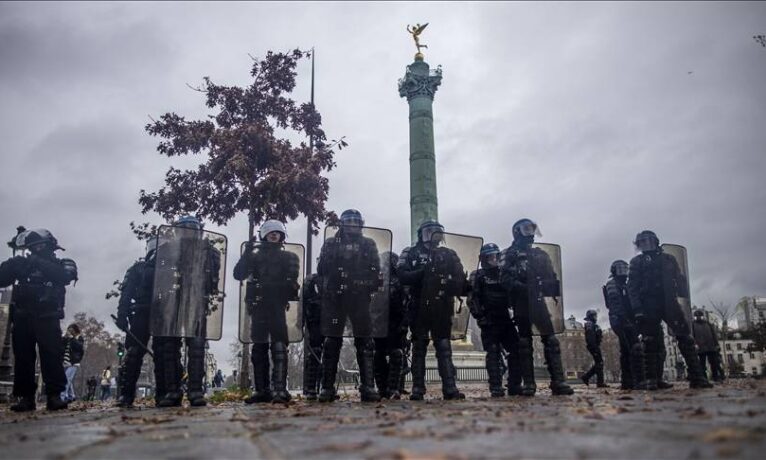 Moskova saldırısının ardından Fransa’da terör alarmı en üst seviyeye çıkarıldı