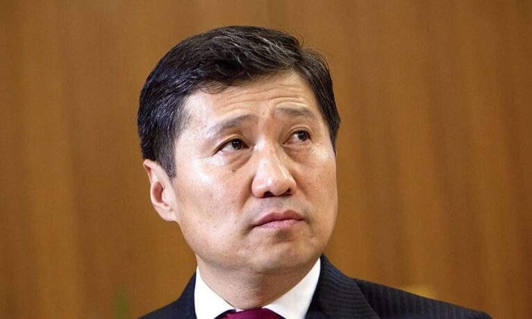 Moğolistan’ın eski başbakanı, yolsuzluk fonlarıyla New York’ta lüks daireler satın almakla suçlandı