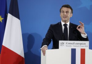 Macron: “Moskova’daki saldırıyı üstlenen IŞİD Fransa’da da terör eylemi düzenlemeye çalıştı”