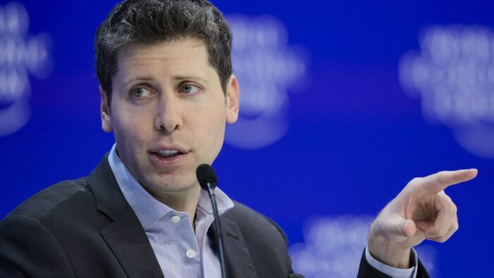 OpenAI’ye dava açan Elon Musk, şirketin CEO’su Sam Altman’ı ‘ihanetle’ suçladı