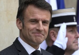Macron: “Rus güçlerine sahada operasyon yapmak zorunda kalacağız”