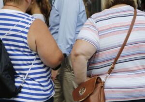 Dünyada 1 milyardan fazla kişi obez
