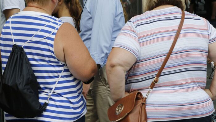 Dünyada 1 milyardan fazla kişi obez