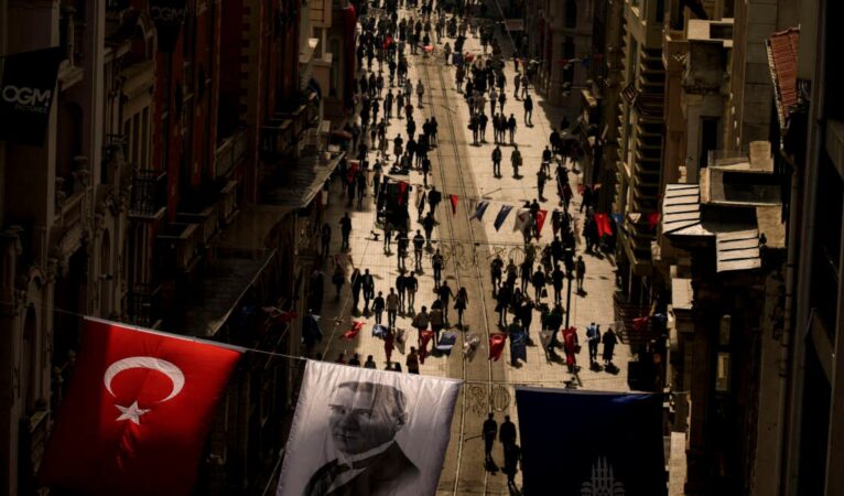 Rapor | Türkiye’de yasal düzenlemeler sivil toplum kuruluşlarının hareket alanını daraltıyor
