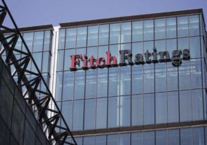 Fitch, Türkiye’nin kredi notunu yükselti