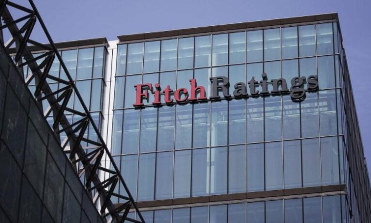 Fitch, Türkiye’nin kredi notunu yükselti