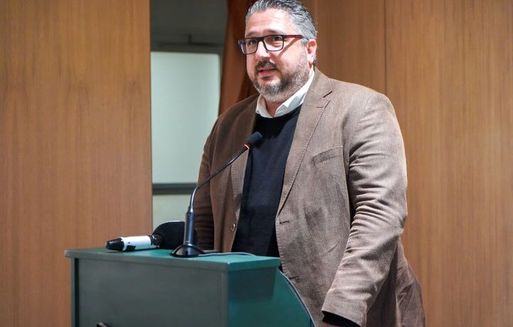 Şenkul’dan hükümete çağrı: “Girne Doğu Çevre yolunun yapımını belediyeye devredin, ‘yapılamaz’ denilen yolu 12 ayda trafiğe açalım”