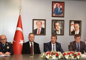 Üstel sorunları tespit etmek üzere Ercan’a gitti