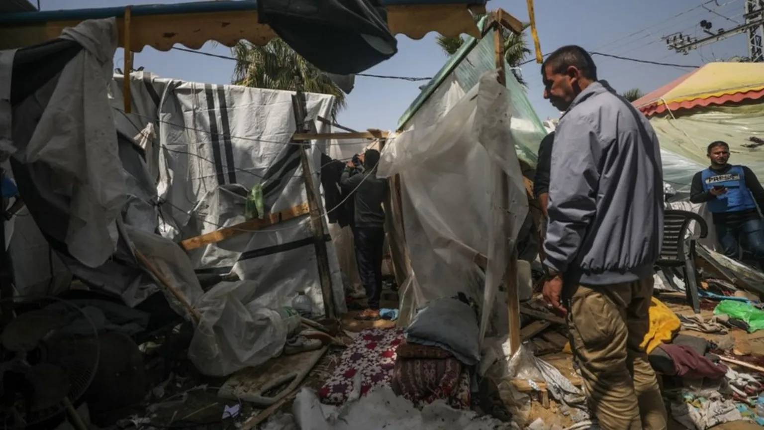 İsrail’in Mescid-i Aksa hastanesine düzenlediği hava saldırısında 7 gazeteci yaralandı