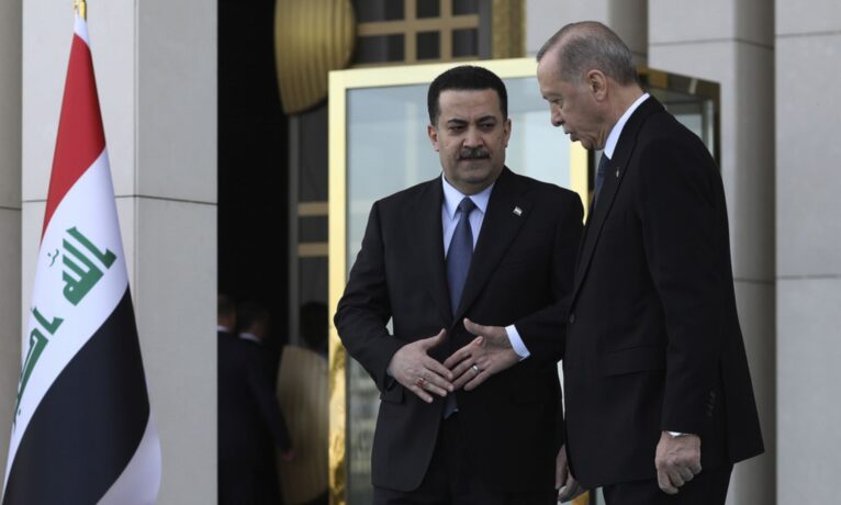 Erdoğan Bağdat’ta: Gündemde su, petrol ve güvenlik konuları var