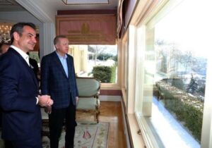 Yunan basını: ABD’deki görüşme iyi geçti ama gözler 20 Temmuz’da; Türkiye 50 gemiyle geçit düzenleyecek
