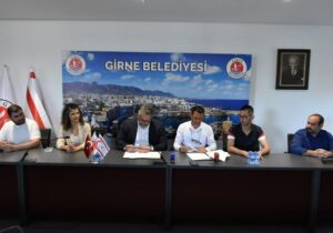 Girne Belediyesi ile Kıbrıs Türk Veteriner Hekimler Birliği arasında işbirliği protokolü imzalandı