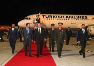 Tatar New York dönüşü Ercan’da açıklama yaptı