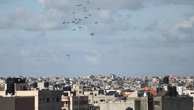 Pentagon: Gazze’deki yüzer iskelenin tamiri bir haftayı aşar, havadan yardımlara da ara verdik