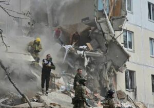 Ukrayna, Belgorod’a havadan saldırdı; ölü ve yaralılar var, en az 10 kişi enkaz altında kaldı
