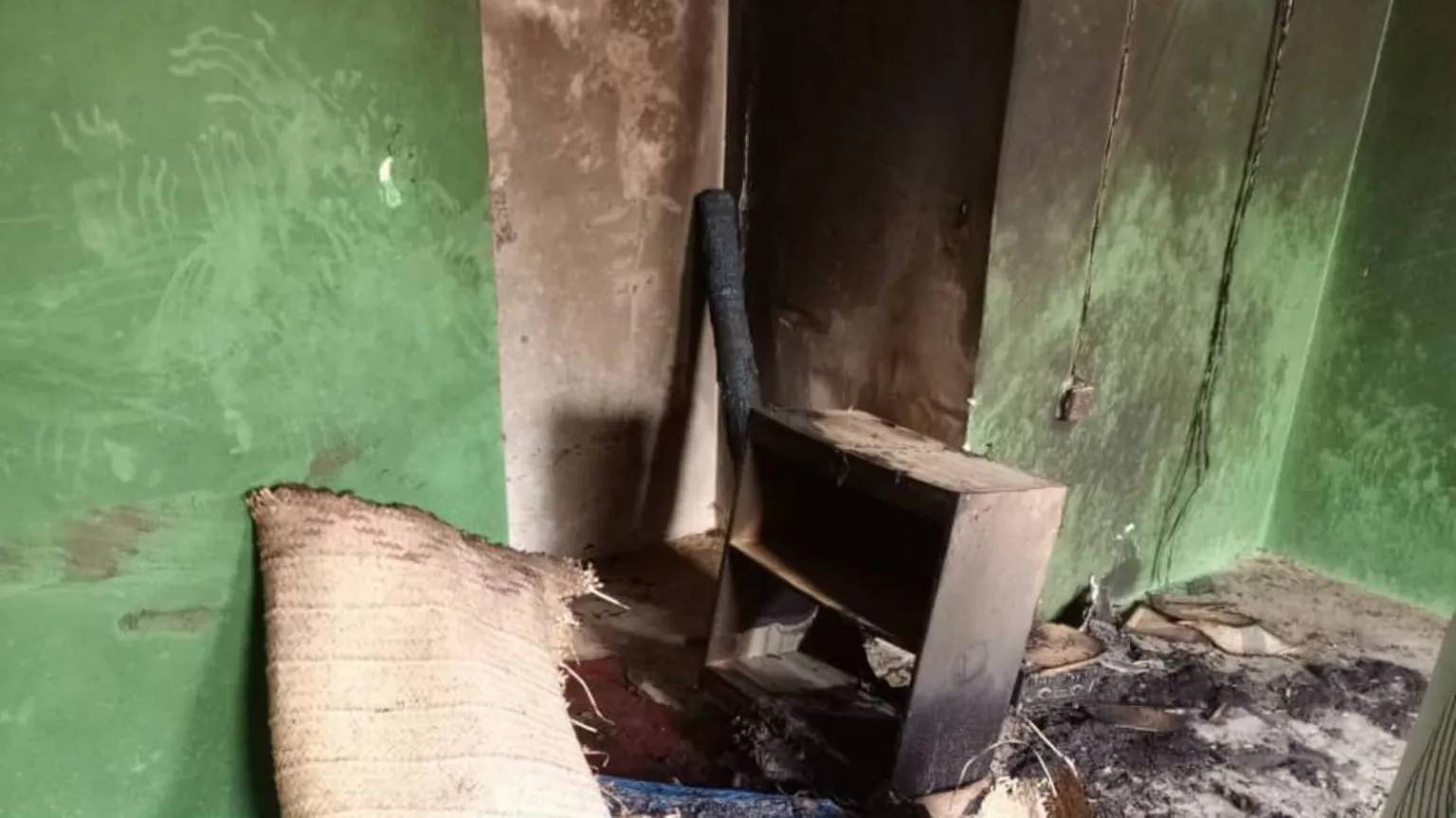 Nijerya’da ibadet edenler camiye kilitlenip ateşe verildi