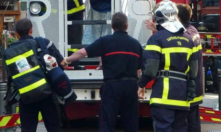 Fransa’da sinagog yakmaya çalışan kişi polis tarafından öldürüldü