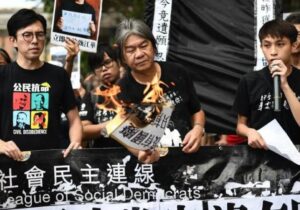 Hong Kong’da 14 aktivist, “hükümeti devirmeye çalışmak”tan suçlu bulundu
