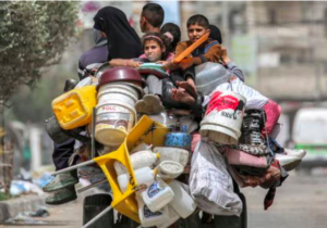 İsrail’in kara saldırısı tehditleri sürerken 24 saatte yüz binden fazla Filistinli Refah’ı terk etti