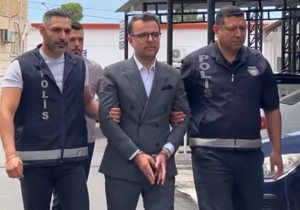 Sefa Karahasan tutuksuz yargılanmak üzere serbest bırakıldı
