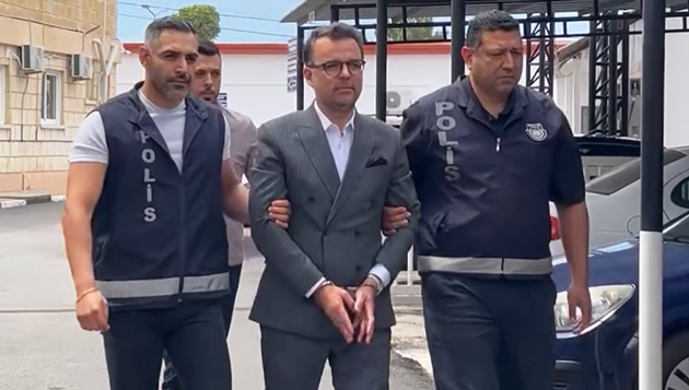 Sefa Karahasan tutuksuz yargılanmak üzere serbest bırakıldı