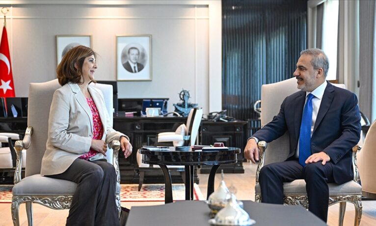 Sürpriz Ankara ziyareti gerçekleşti: Hakan Fidan, Houlgin ile görüştü