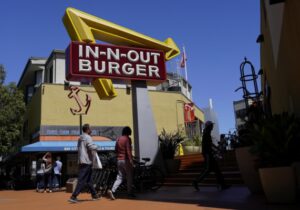 ABD’lilerin yüzde 80’ine göre fast food artık bir lüks